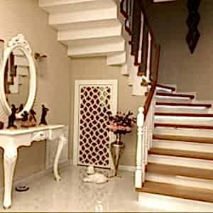 merdiven-alti-antre-dekorasyonu-mobilya-dekor-ankara-sku-148